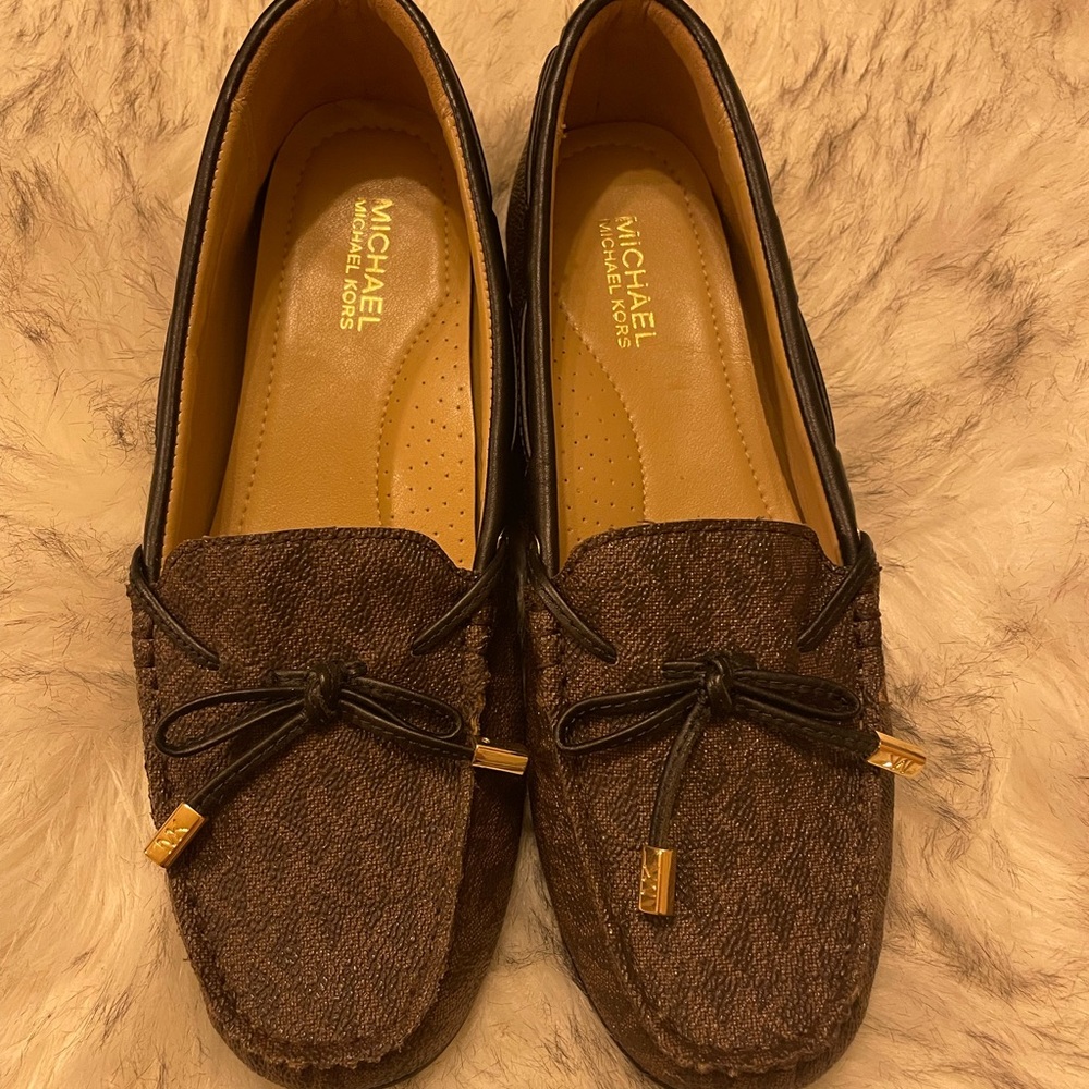 Michael Kors Brown flats
